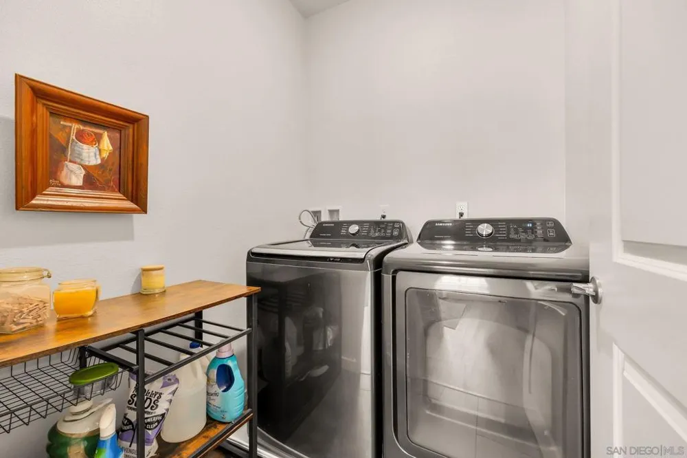122 Diamante San Marcos, CA 92078