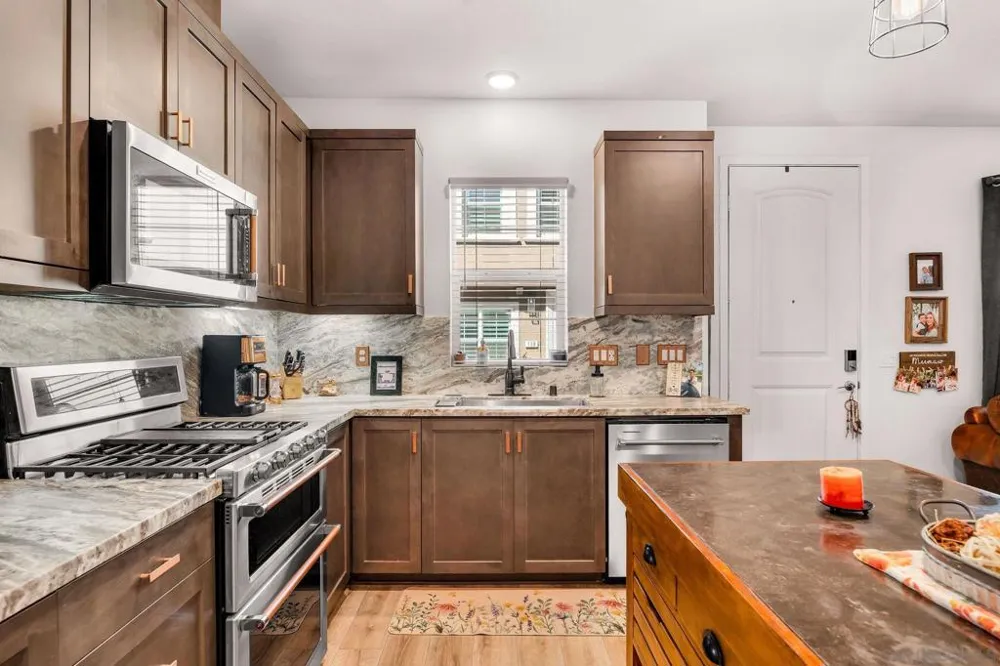 122 Diamante San Marcos, CA 92078