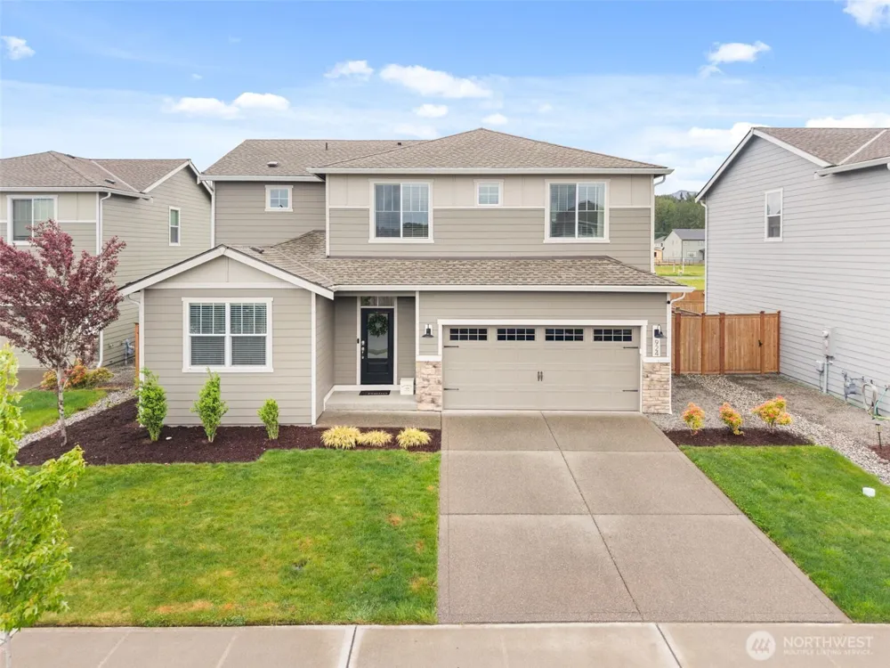 924 Livernash Street Buckley, WA 98321