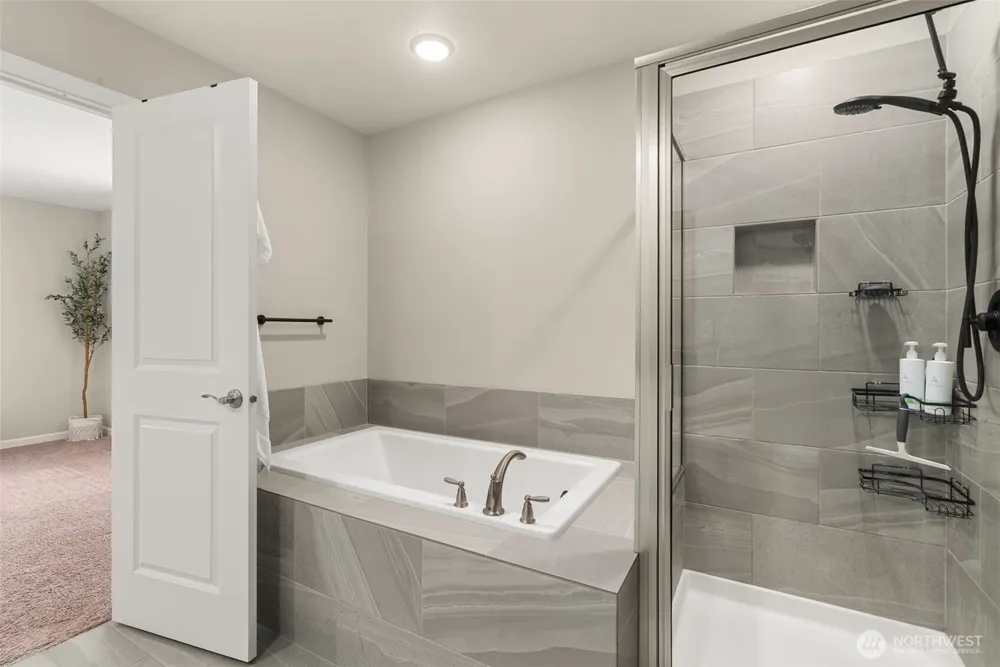 924 Livernash Street Buckley, WA 98321