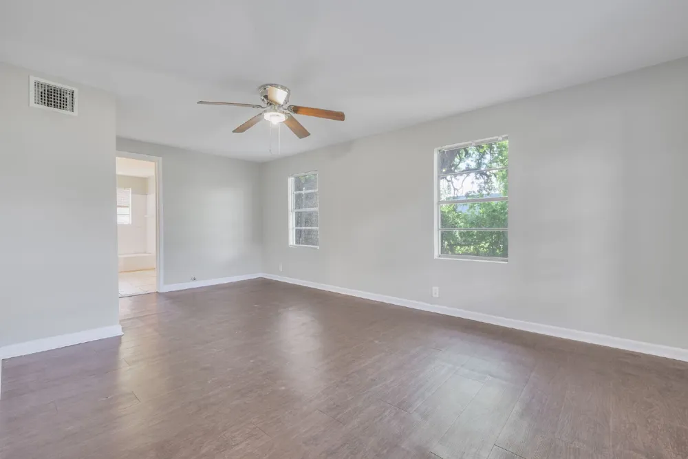 107 Windsor Court Weatherford, TX 76086