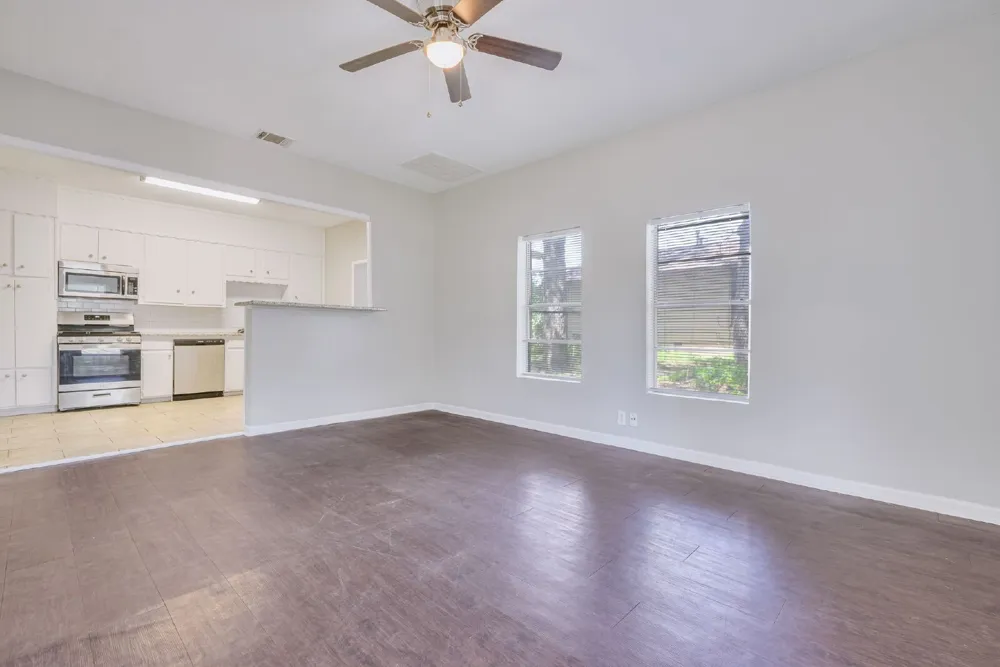 107 Windsor Court Weatherford, TX 76086
