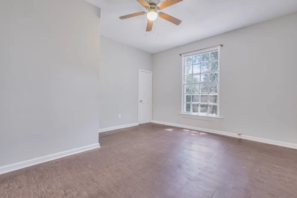 107 Windsor Court Weatherford, TX 76086
