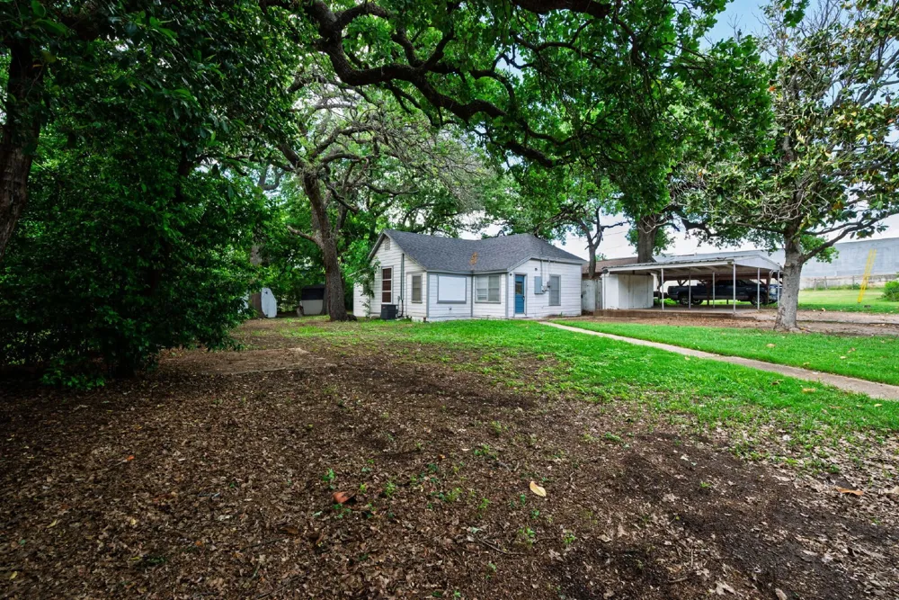 107 Windsor Court Weatherford, TX 76086