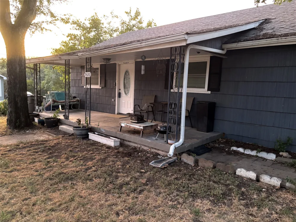 7420 Foster Drive Lake Worth, TX 76135