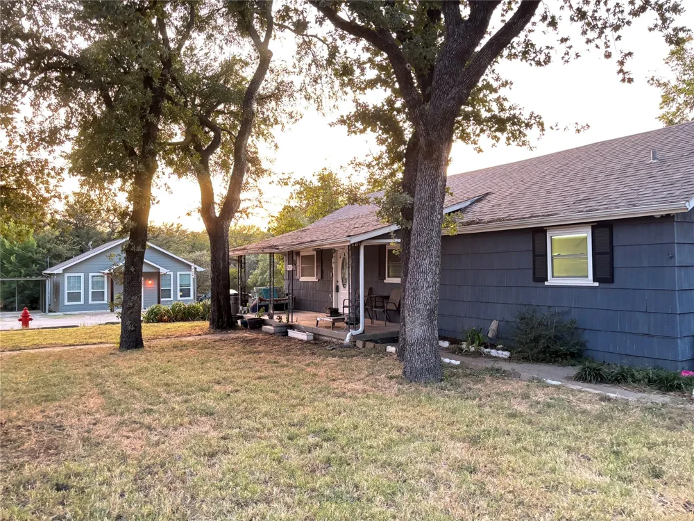7420 Foster Drive Lake Worth, TX 76135