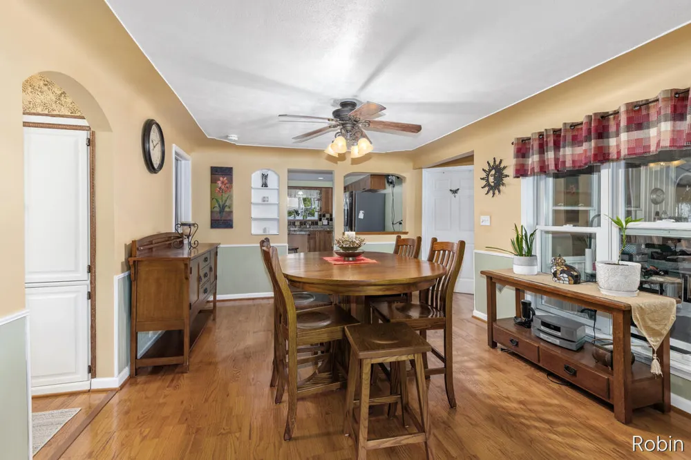 1213 Hayes Street NW Marne, MI 49435
