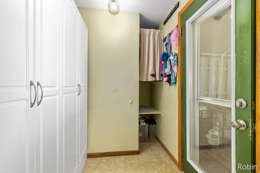 1213 Hayes Street NW Marne, MI 49435