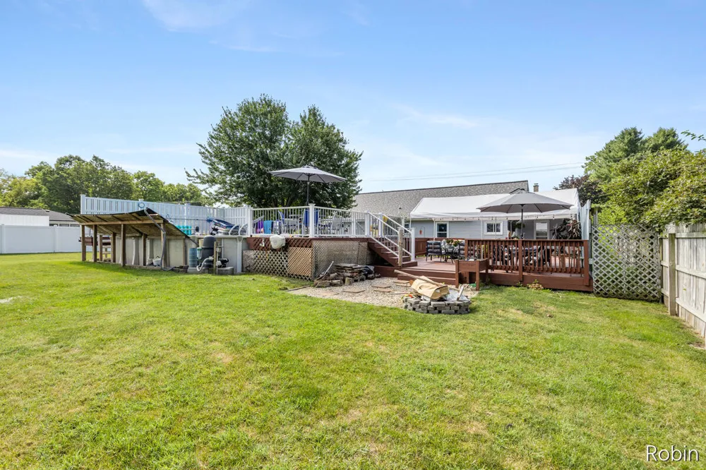 1213 Hayes Street NW Marne, MI 49435