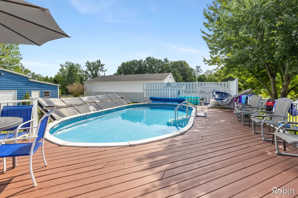1213 Hayes Street NW Marne, MI 49435