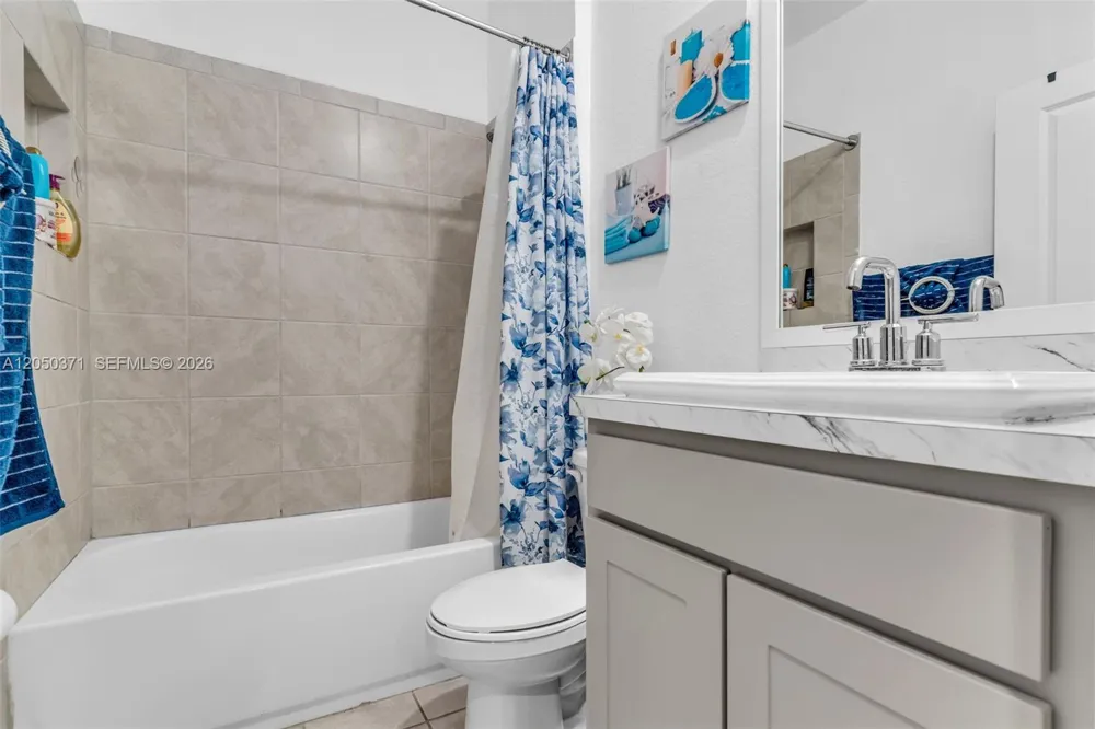 533 NE 5th Pl Florida City, FL 33034