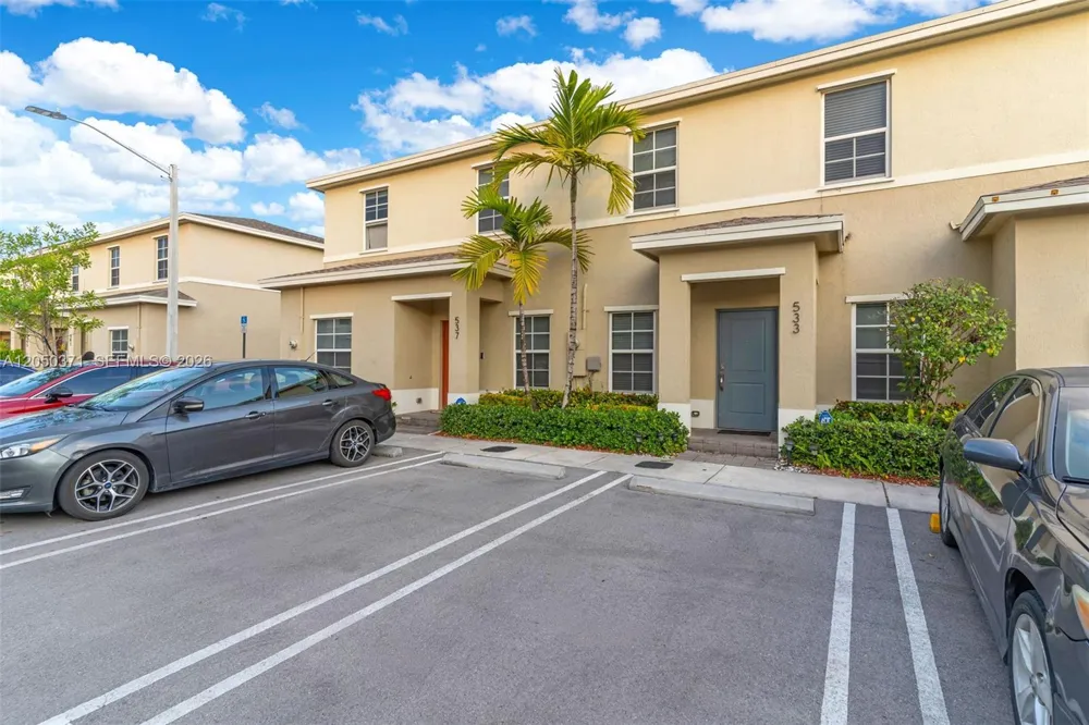533 NE 5th Pl Florida City, FL 33034