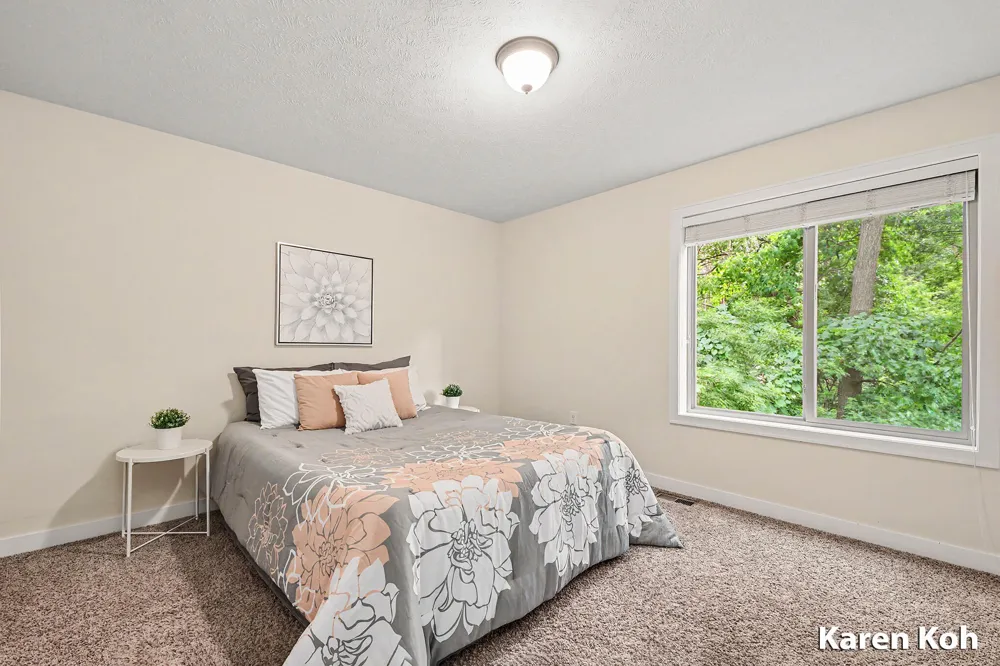 4521 Burton Forest Court SE Kentwood City, MI 49546