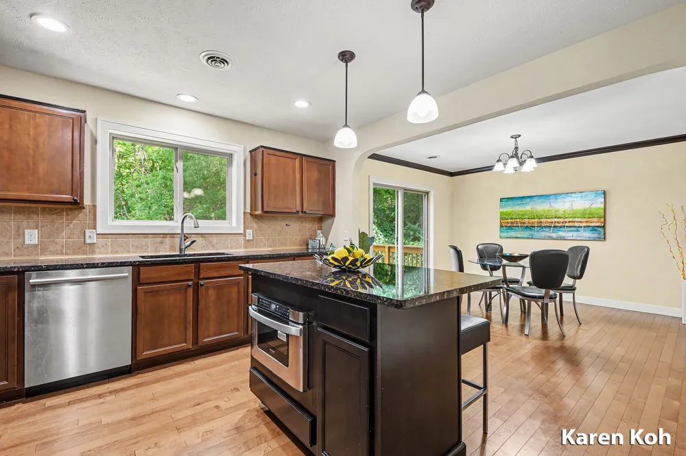 4521 Burton Forest Court SE Kentwood City, MI 49546