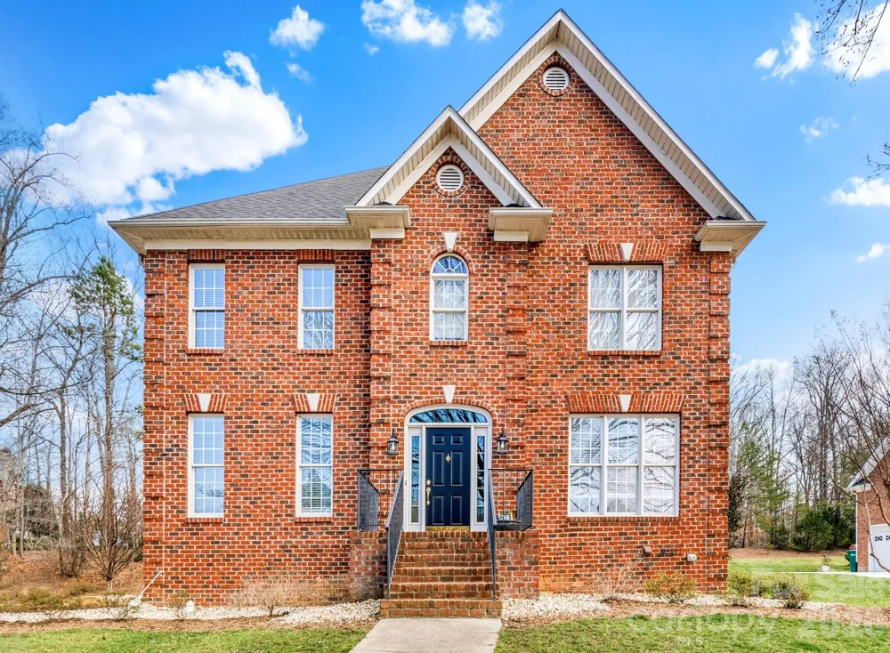 1869 Curraghmore Road Clemmons, NC 27012