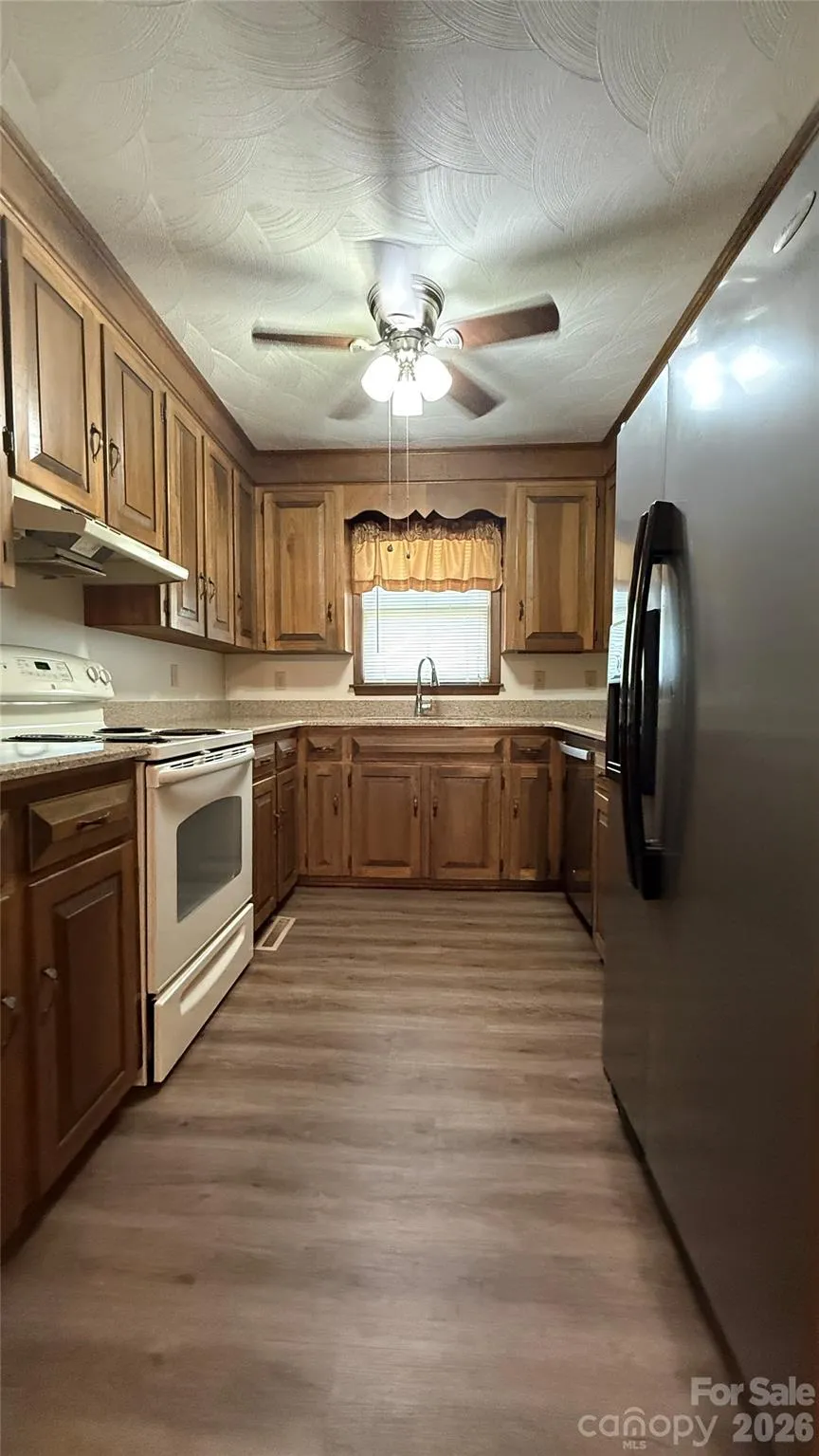3858 Dover Street Claremont, NC 28610