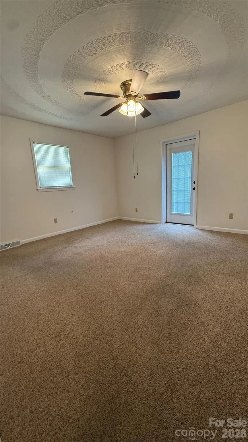 3858 Dover Street Claremont, NC 28610