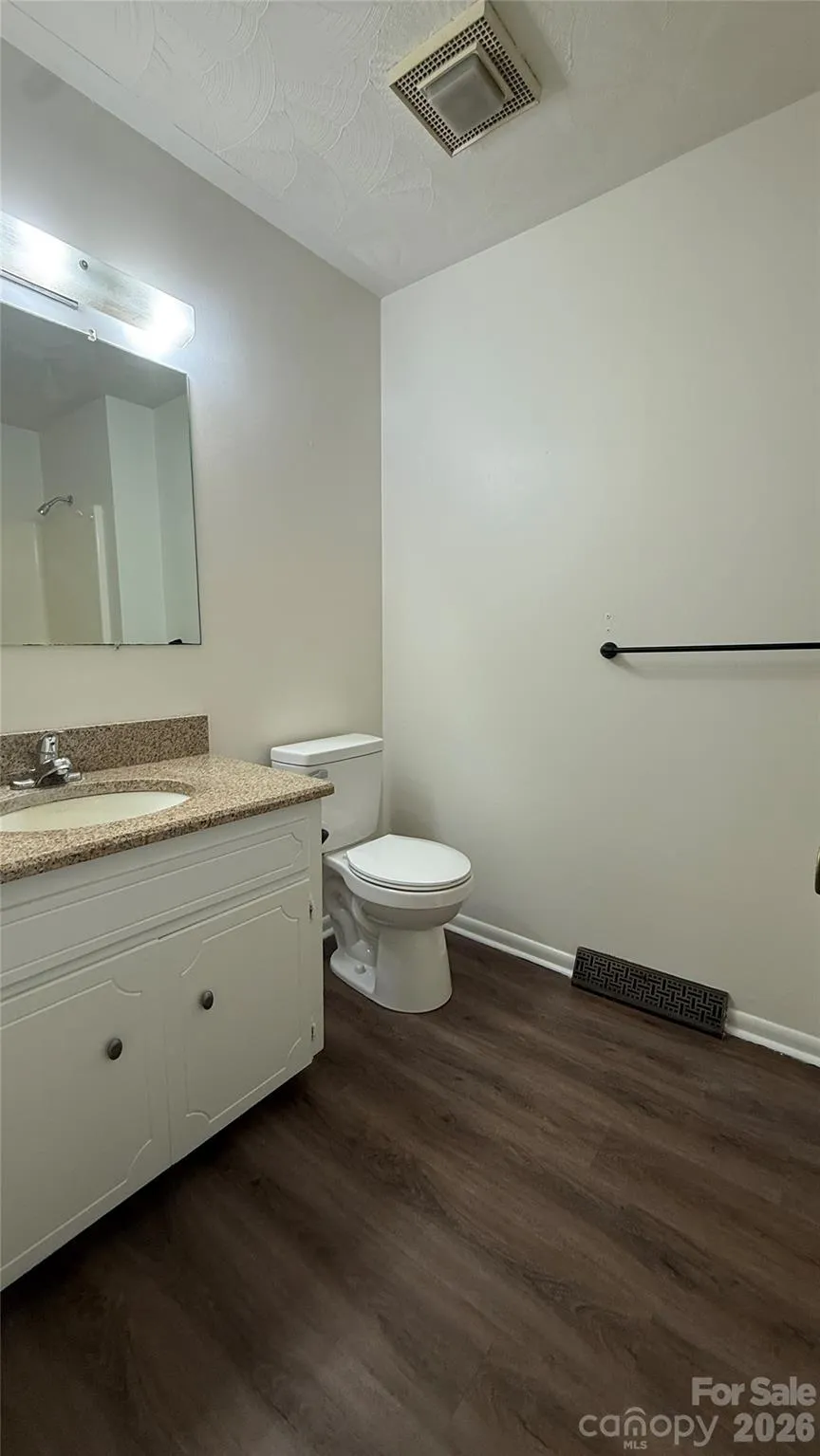 3858 Dover Street Claremont, NC 28610