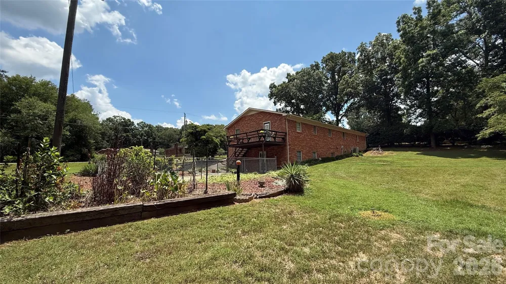 3858 Dover Street Claremont, NC 28610