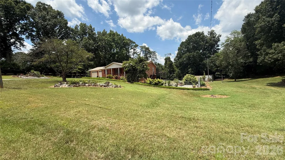 3858 Dover Street Claremont, NC 28610