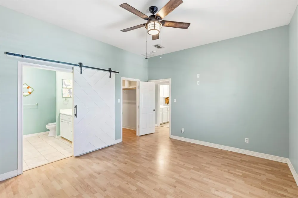 911 Bonita Street Bayou Vista, TX 77563