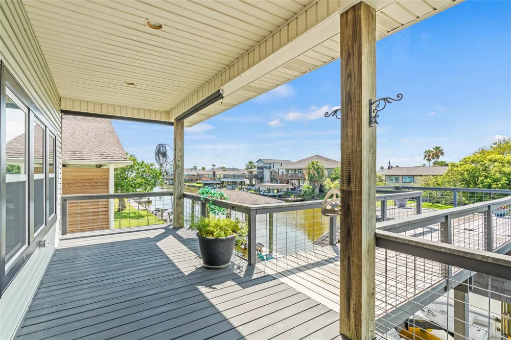 911 Bonita Street Bayou Vista, TX 77563