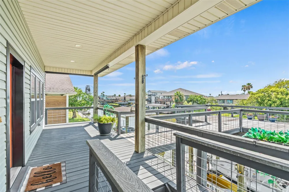 911 Bonita Street Bayou Vista, TX 77563