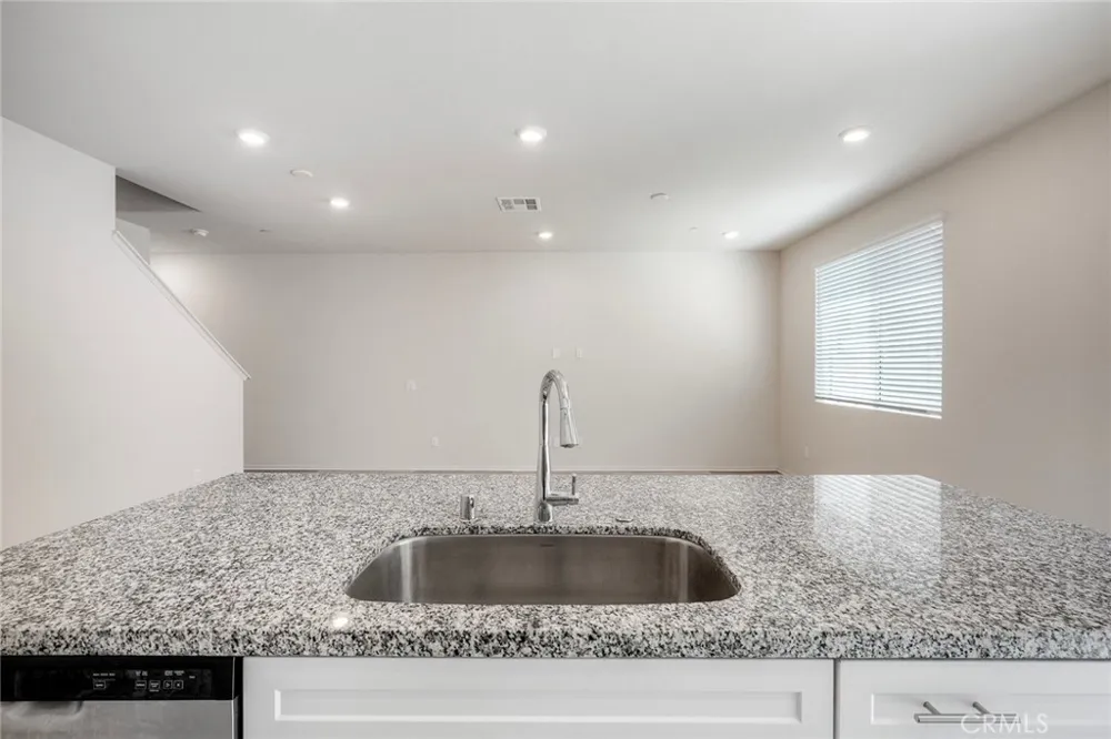 40256 Birchfield Drive Temecula, CA 92591