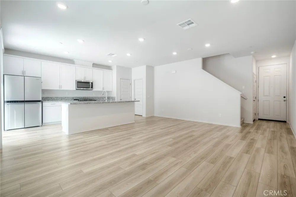 40256 Birchfield Drive Temecula, CA 92591