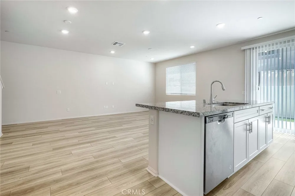 40256 Birchfield Drive Temecula, CA 92591