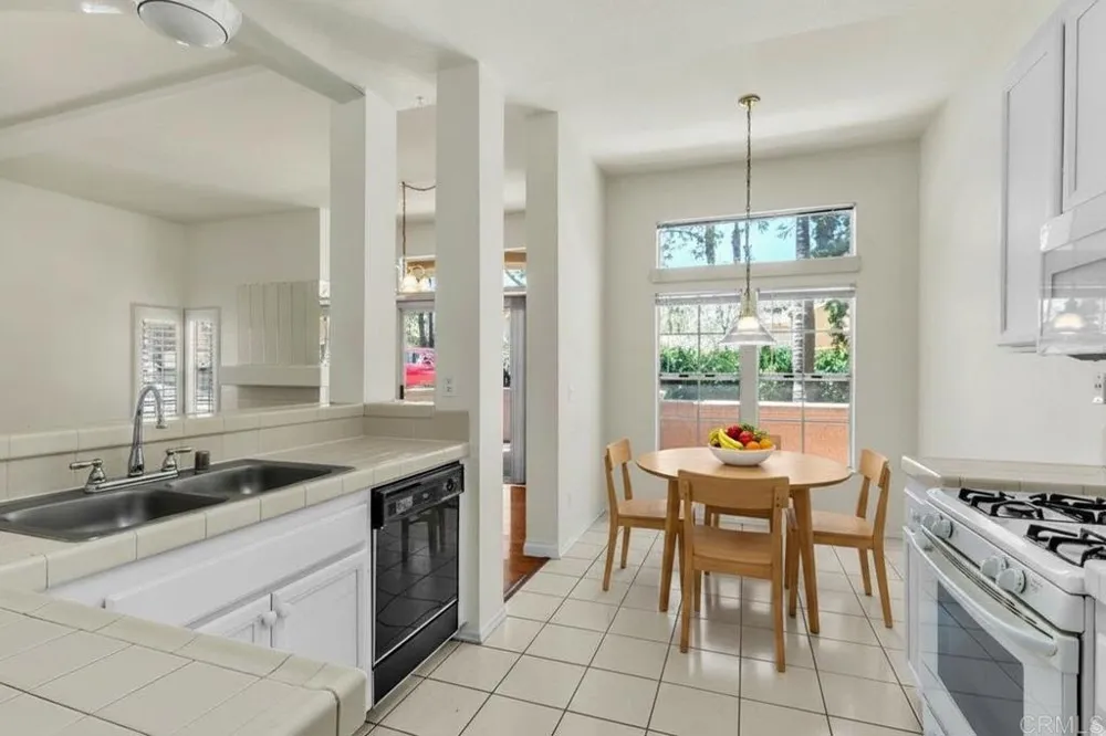 11154 Portobelo Drive San Diego, CA 92124