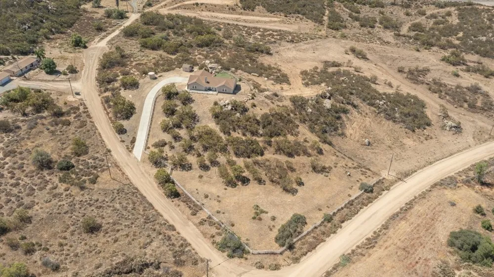 48859 Pinto Court Aguanga, CA 92536