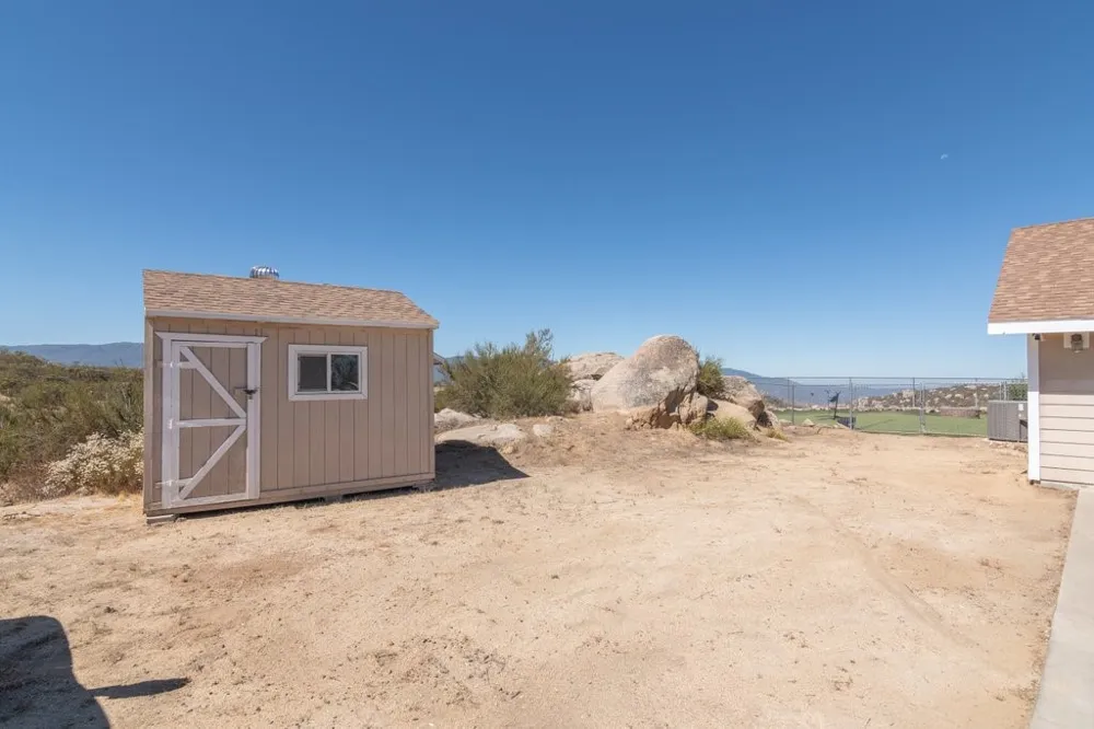 48859 Pinto Court Aguanga, CA 92536