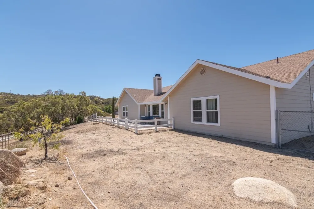 48859 Pinto Court Aguanga, CA 92536
