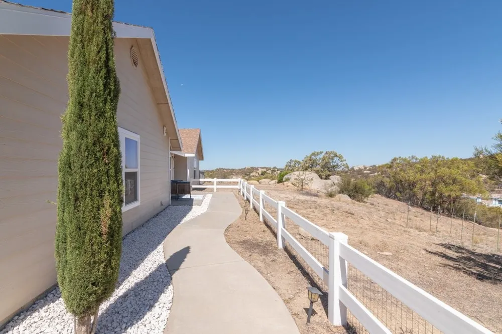48859 Pinto Court Aguanga, CA 92536