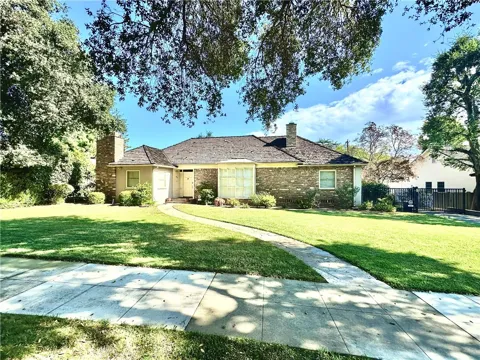 1488 Kensington Road
