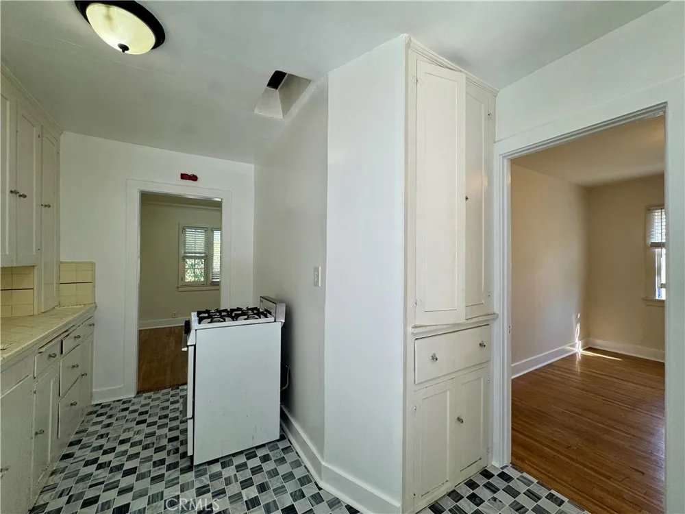 1714 Gillette Crescent #B South Pasadena, CA 91030