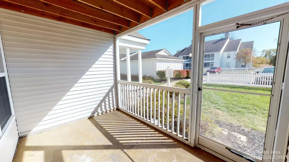 2785 S Knightsbridge Circle Ann Arbor, MI 48105