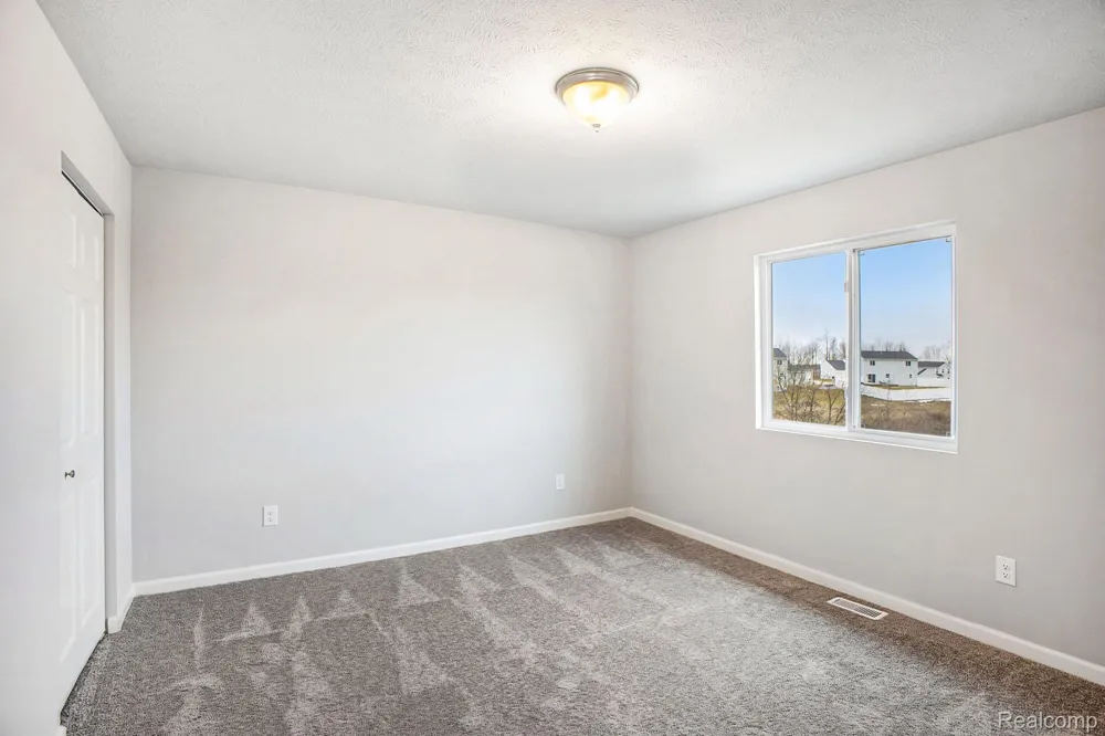 221 Wildflower Drive Hillsdale City, MI 49242
