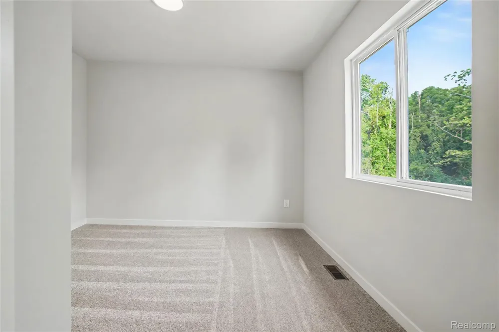 221 Wildflower Drive Hillsdale City, MI 49242