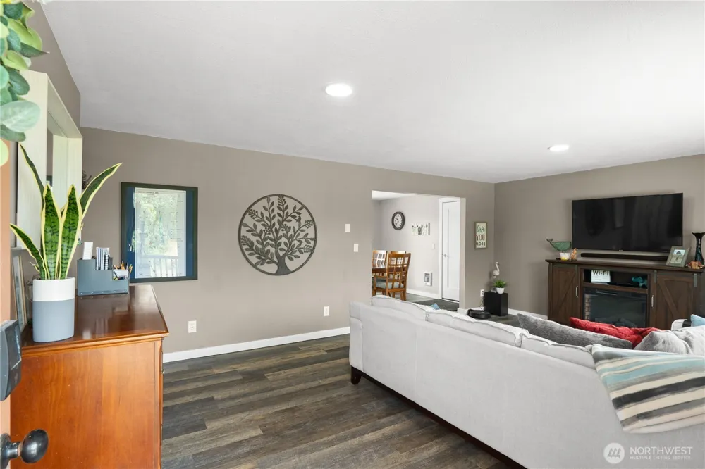 241 S Razor Clam Drive SW Ocean Shores, WA 98569