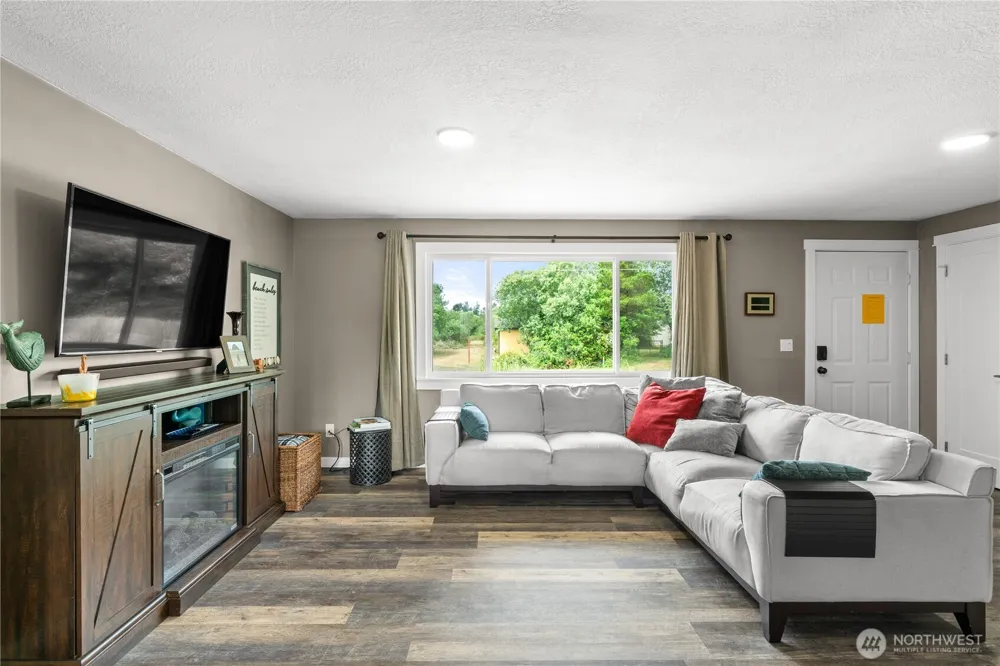 241 S Razor Clam Drive SW Ocean Shores, WA 98569