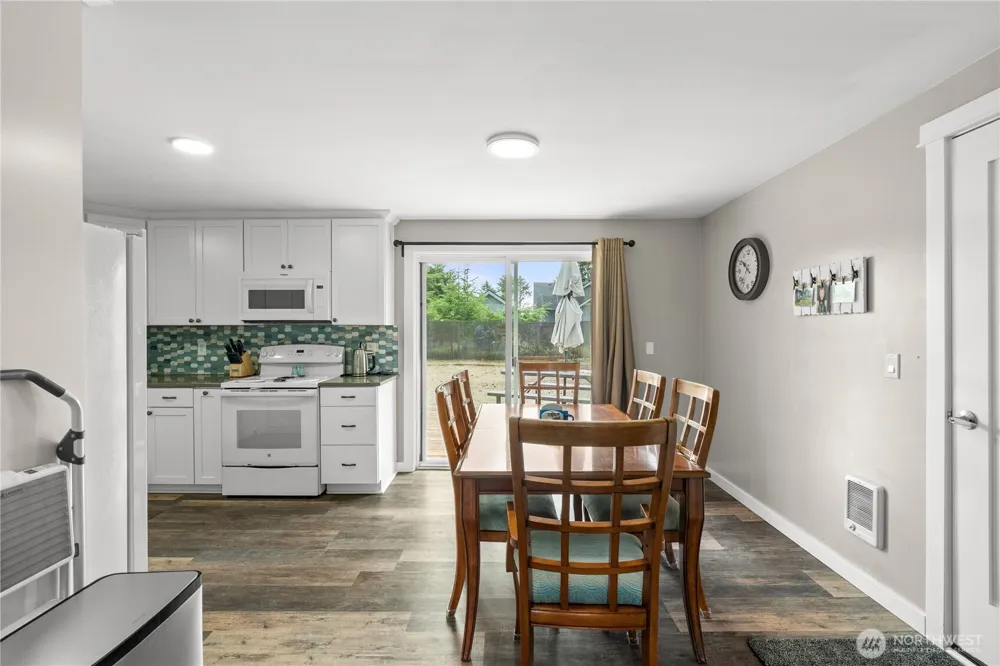241 S Razor Clam Drive SW Ocean Shores, WA 98569