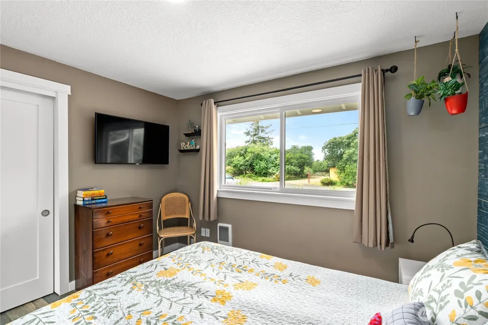 241 S Razor Clam Drive SW Ocean Shores, WA 98569