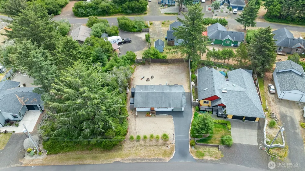 241 S Razor Clam Drive SW Ocean Shores, WA 98569
