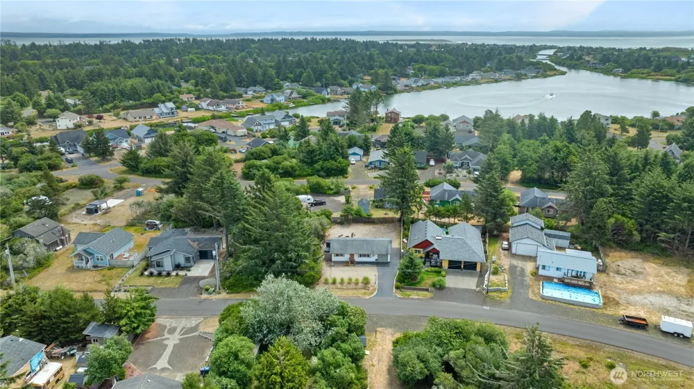 241 S Razor Clam Drive SW Ocean Shores, WA 98569
