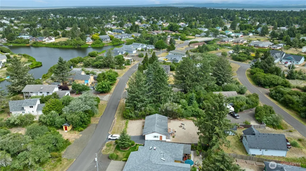 241 S Razor Clam Drive SW Ocean Shores, WA 98569
