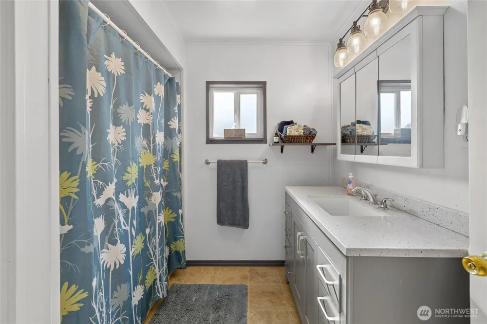 301 W 4th Street Cle Elum, WA 98922