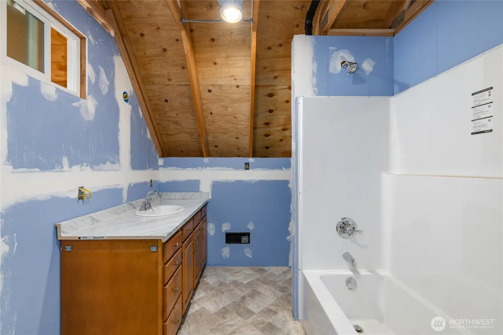 301 W 4th Street Cle Elum, WA 98922