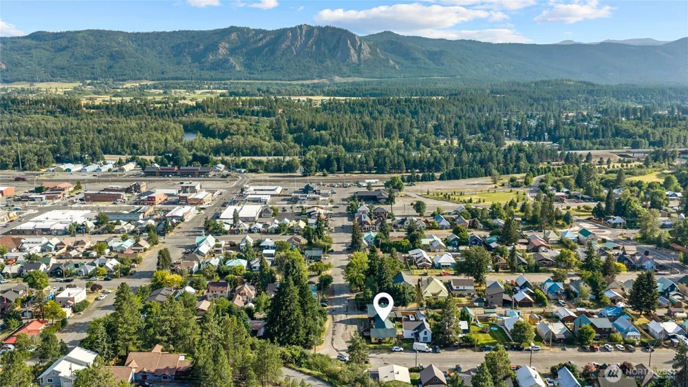 301 W 4th Street Cle Elum, WA 98922